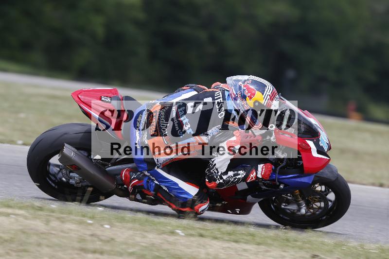 /30 23.06.2025 Get Faster Caremotion ADR/Rider Academy gruen/16